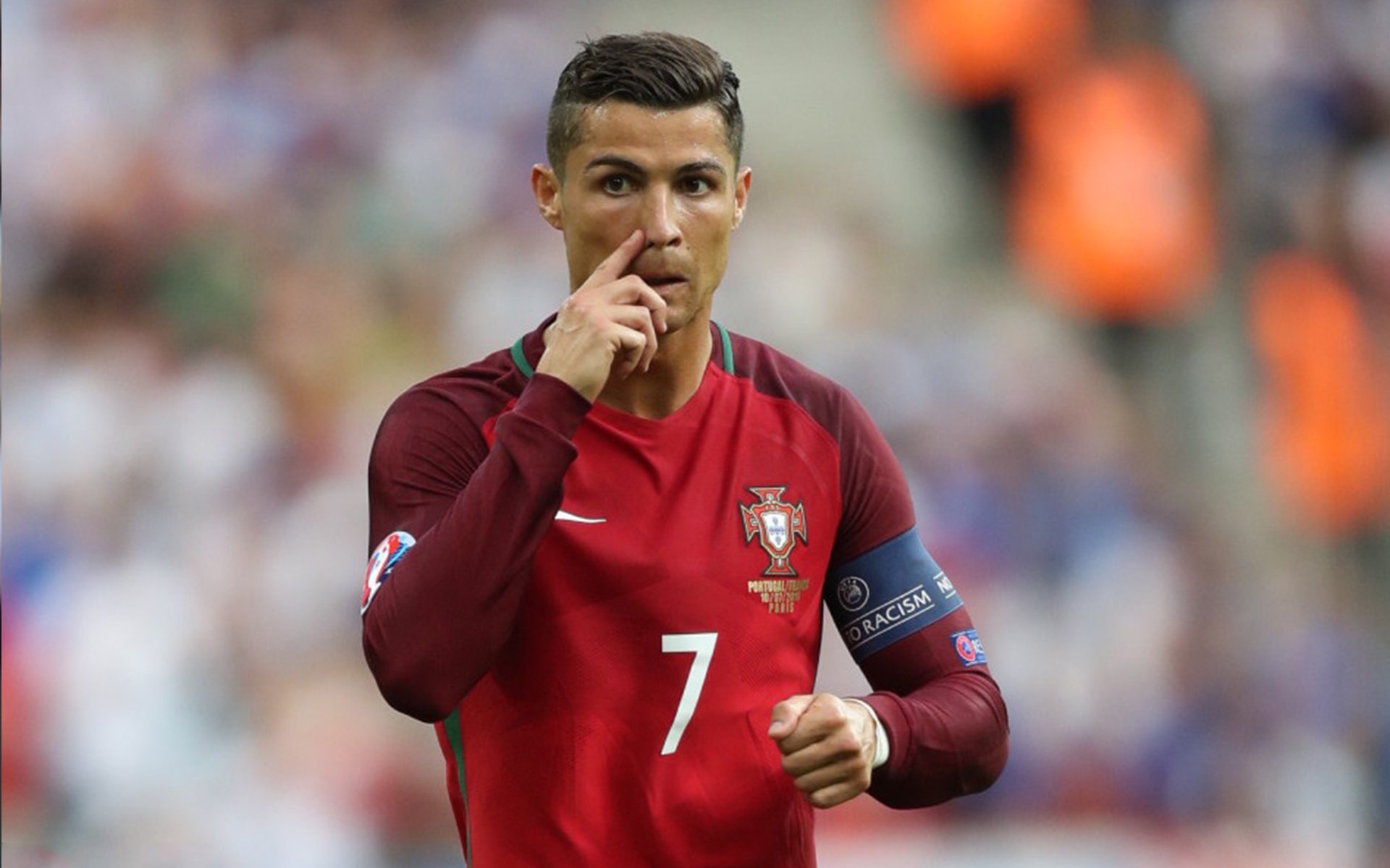 欧冠八分之一决赛首回合:利物浦安菲尔德之夜三球完胜